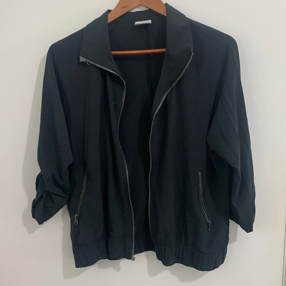 Light weight navy Columbia Zip-Up Jacket